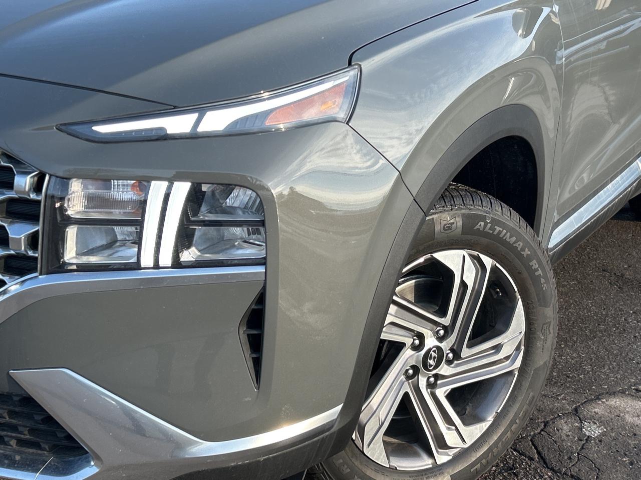 2023 Hyundai Santa Fe Preferred LEATHER/NAV/ADAPTIVE CRUISE CALL PICTON Photo