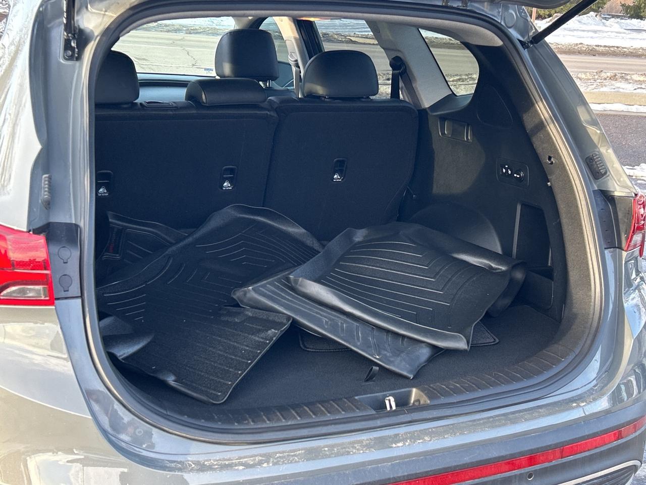 2023 Hyundai Santa Fe Preferred LEATHER/NAV/ADAPTIVE CRUISE CALL PICTON Photo