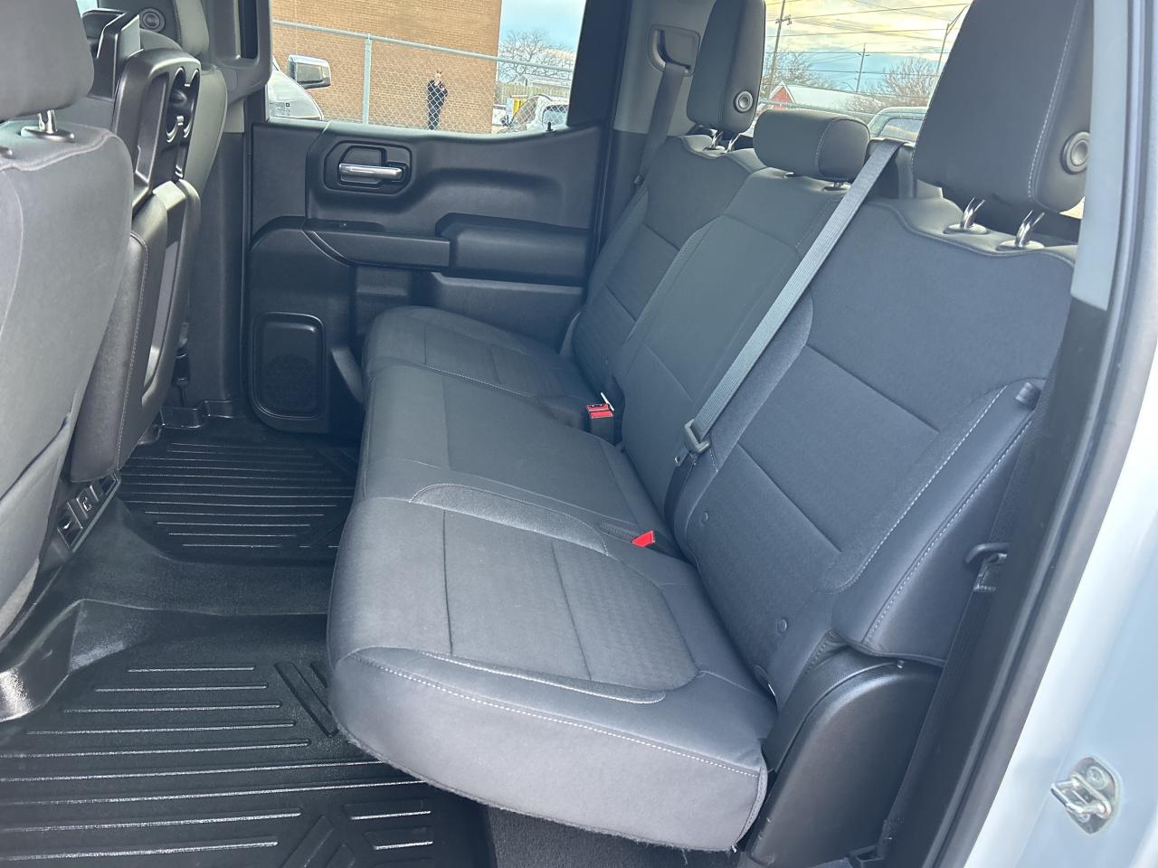 2019 Chevrolet Silverado 1500 LT TRUE NORTH EDT. CREW 5.3L  **CALL 613-961-8848 Photo