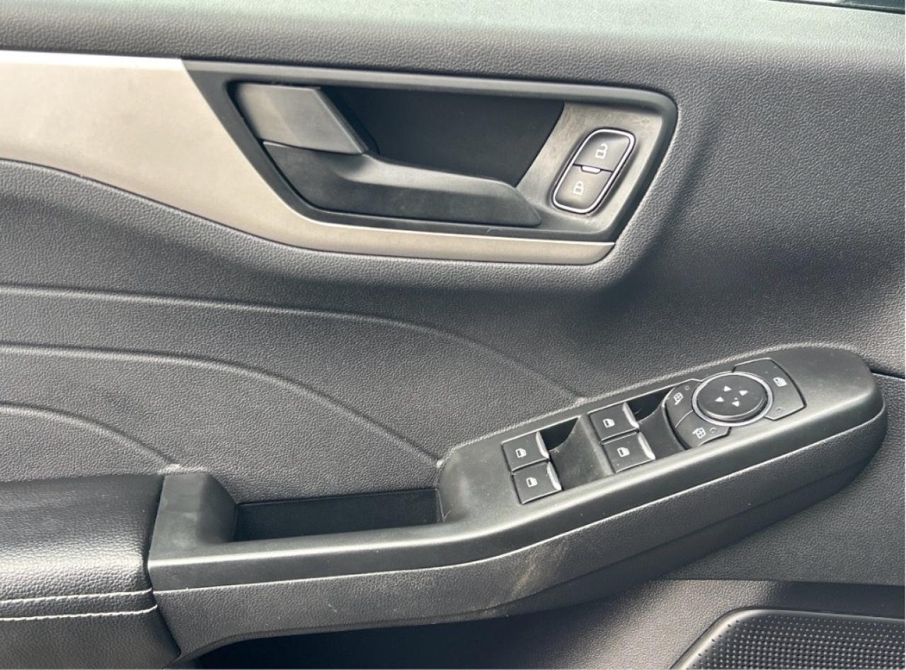 2022 Ford Escape SE AWD/NAV/REMOTE START/HEATED SEATS CALL PICTON Photo