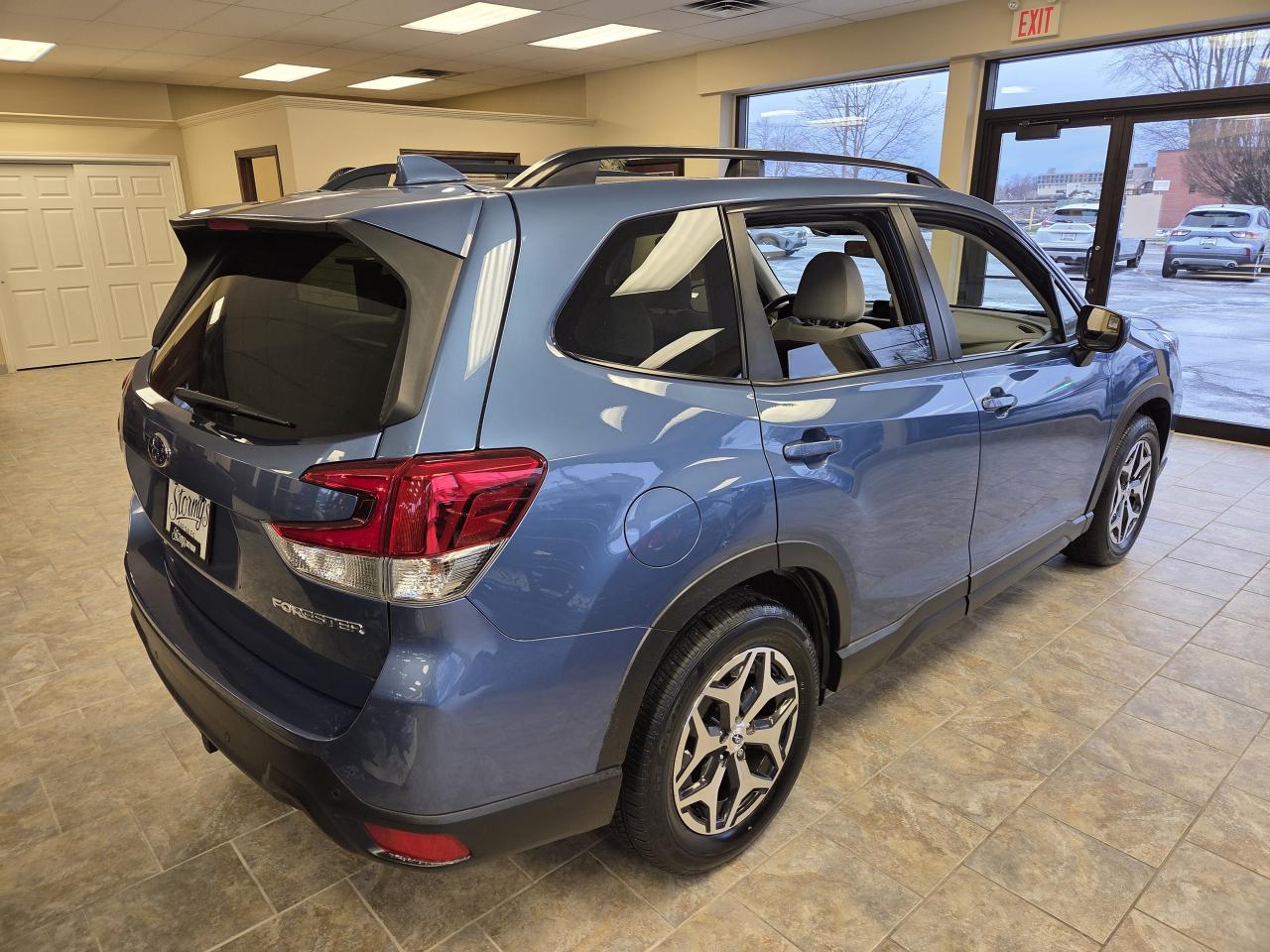 2019 Subaru Forester 2.5i Touring w-EyeSight Pkg ***CALL 613-961-8848 Photo