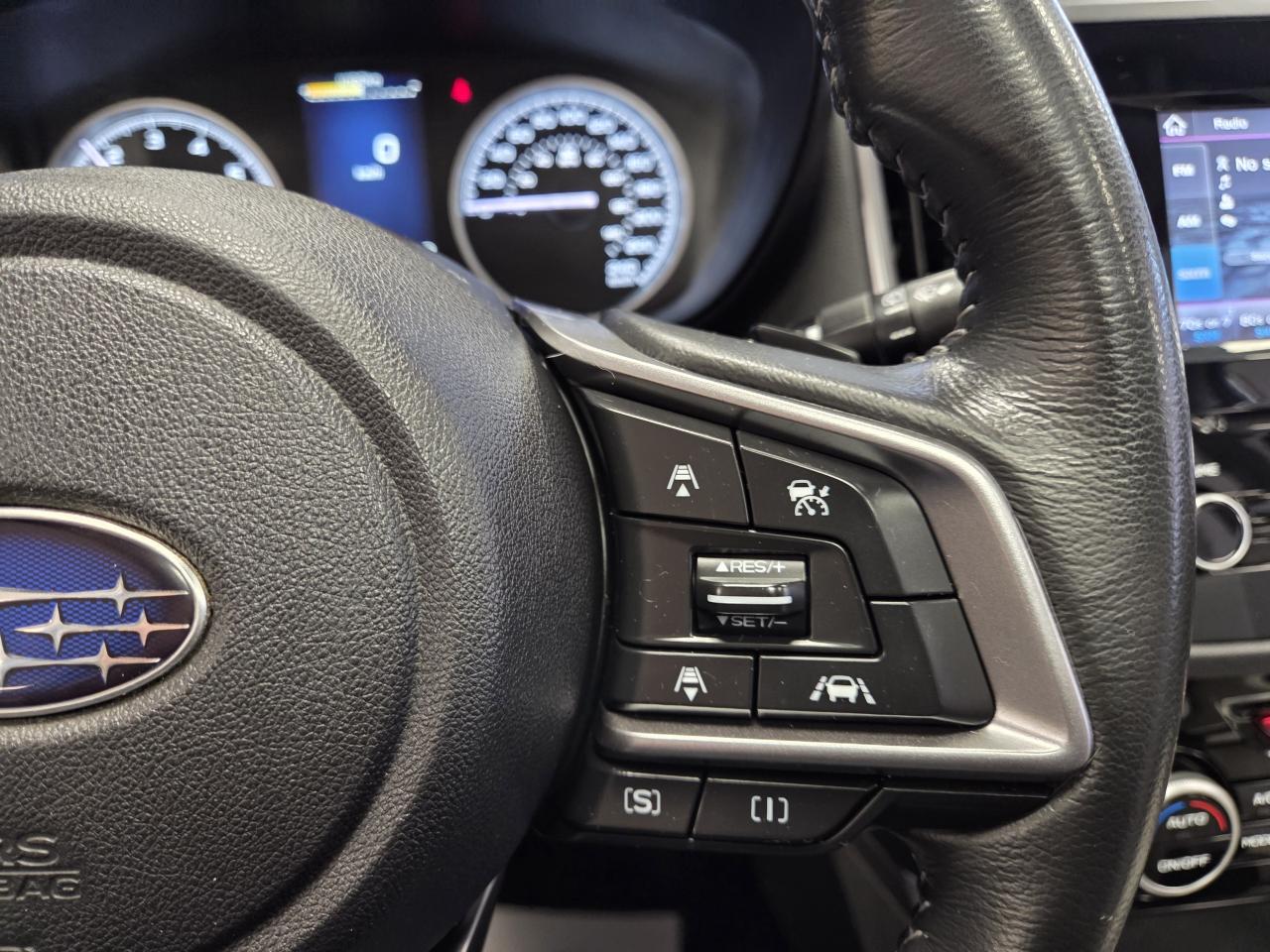 2019 Subaru Forester 2.5i Touring w-EyeSight Pkg ***CALL 613-961-8848 Photo