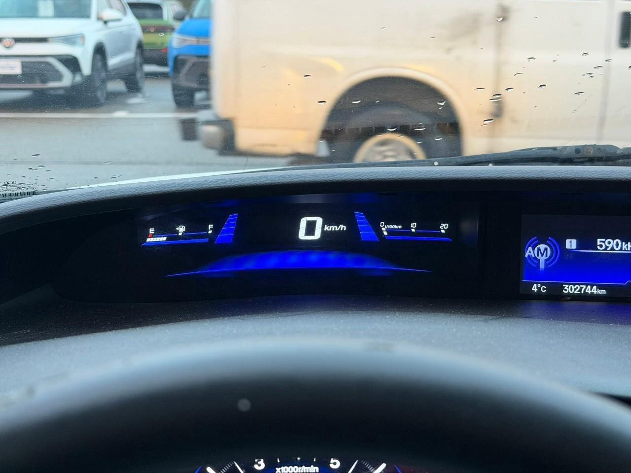 2013 Honda Civic LXAS-TRADED, HTD SEATS, BLUETOOTH, CRUISE CONTROL, Photo