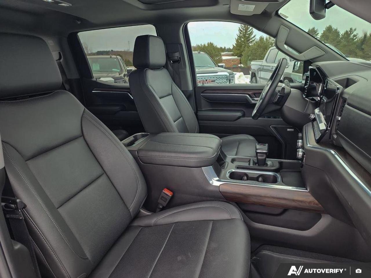 2024 GMC Sierra 1500 SLTTrailer Brake Controller   Heated Seats   Remot Photo