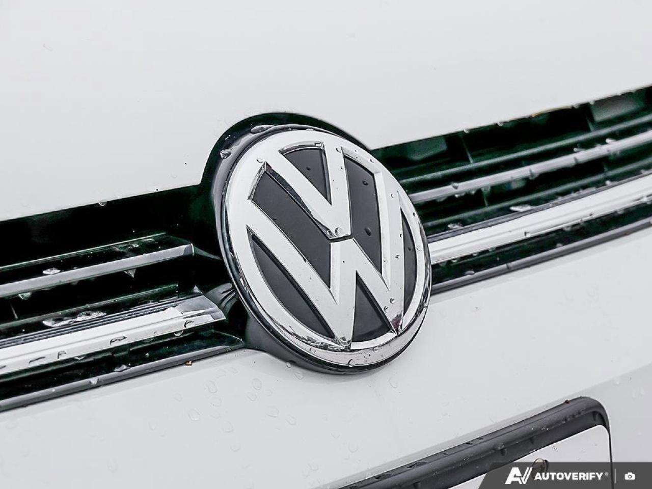 2021 Volkswagen Golf ComfortlineONE-OWNER, ACCIDENT-FREE, HTD SEATS, BA Photo