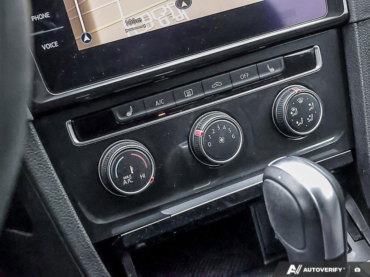 2021 Volkswagen Golf ComfortlineONE-OWNER, ACCIDENT-FREE, HTD SEATS, BA Photo