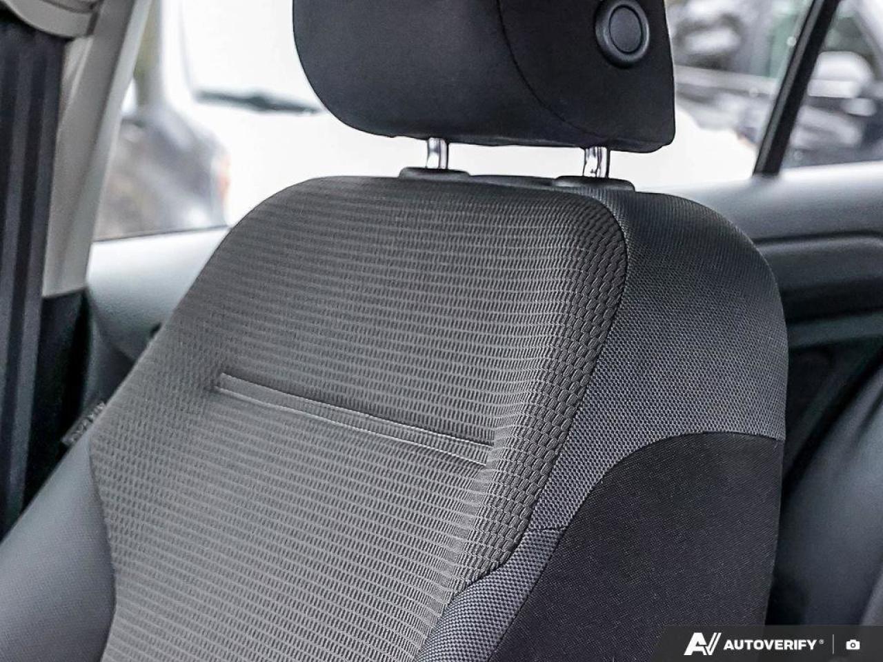 2021 Volkswagen Golf ComfortlineONE-OWNER, ACCIDENT-FREE, HTD SEATS, BA Photo