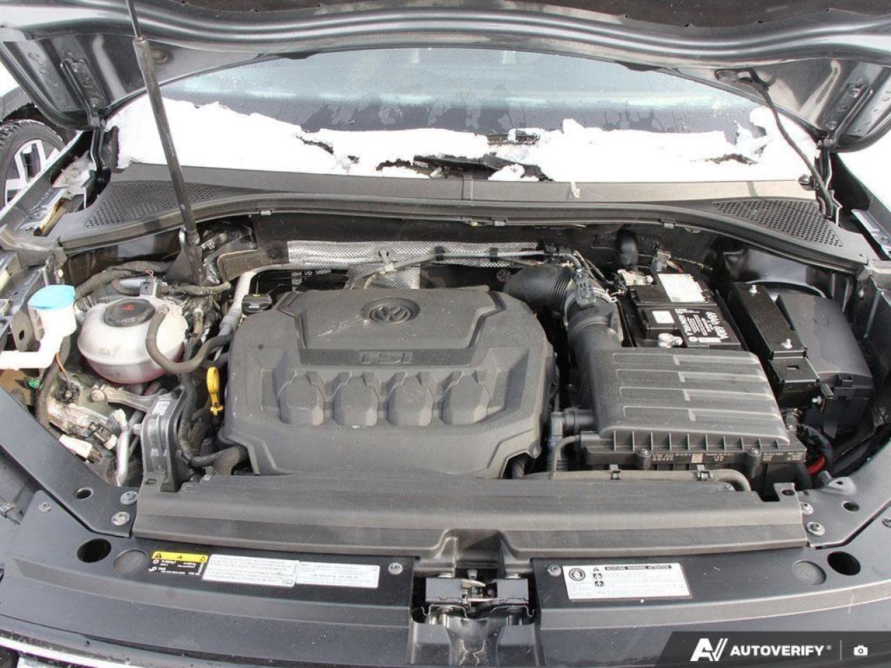 2018 Volkswagen Tiguan ComfortlineCERTIFIED AS-TRADED, NAVIGATION, HTD SE Photo