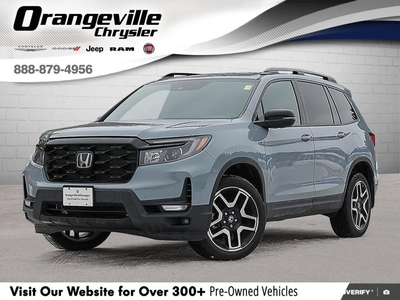 2023 Honda Passport TouringACCIDENT-FREE, HTD + CLD SEATS, SUNROOF, NA Photo