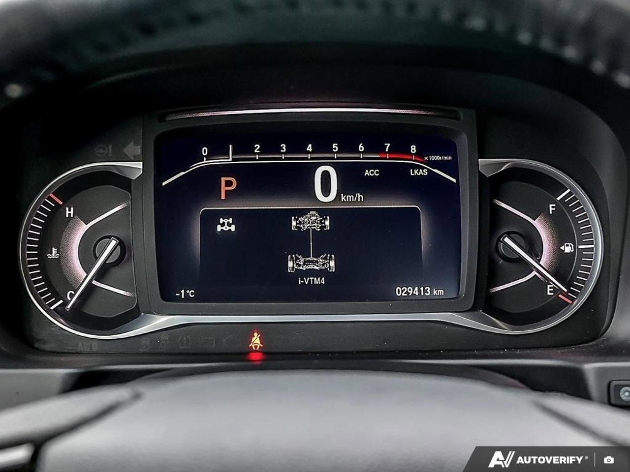 2023 Honda Passport TouringACCIDENT-FREE, HTD + CLD SEATS, SUNROOF, NA Photo