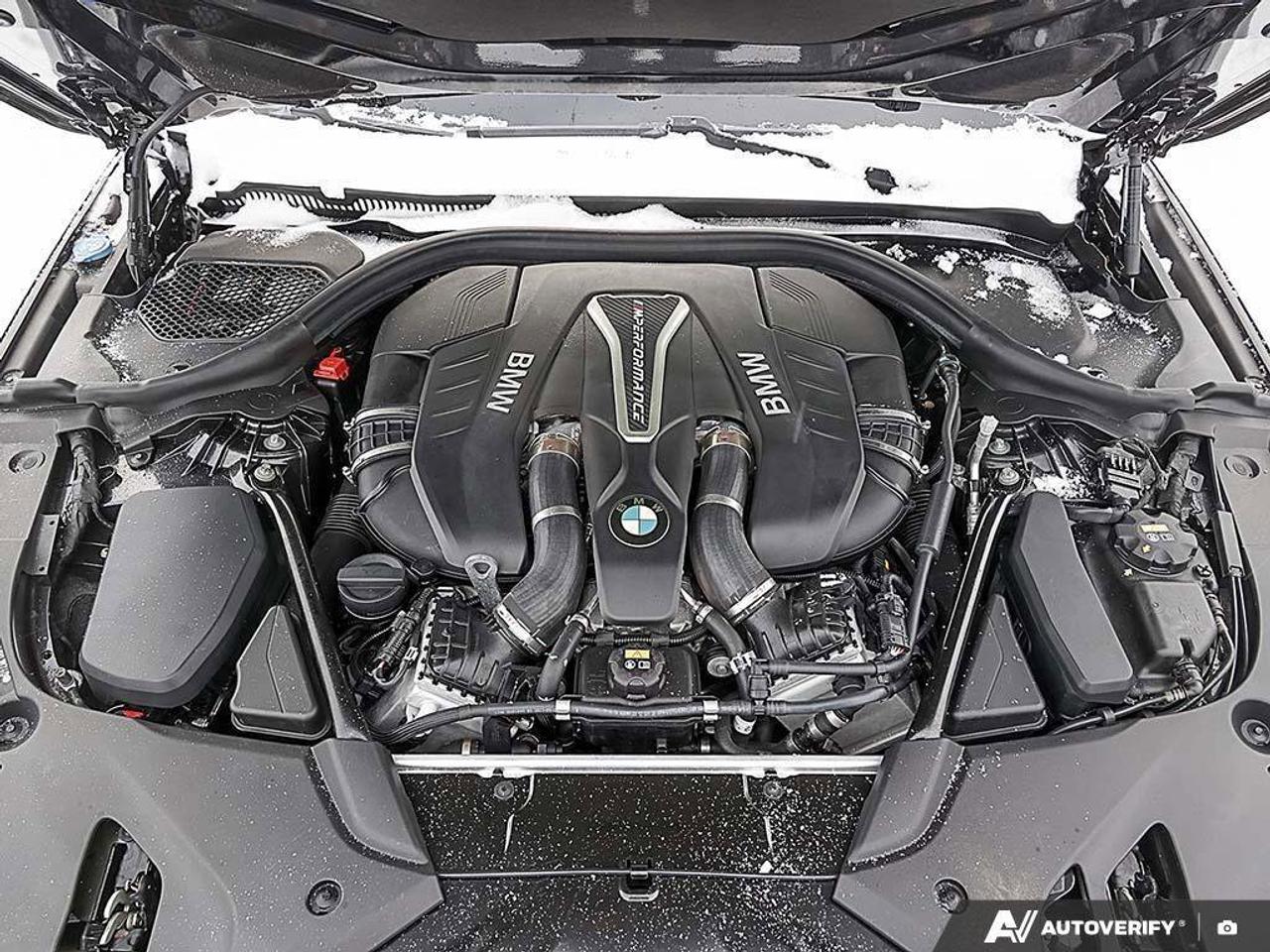 2018 BMW 5 Series M550i xDriveM550I XDRIVE, 4.4L V8, ALLOYS, NAV, SU Photo