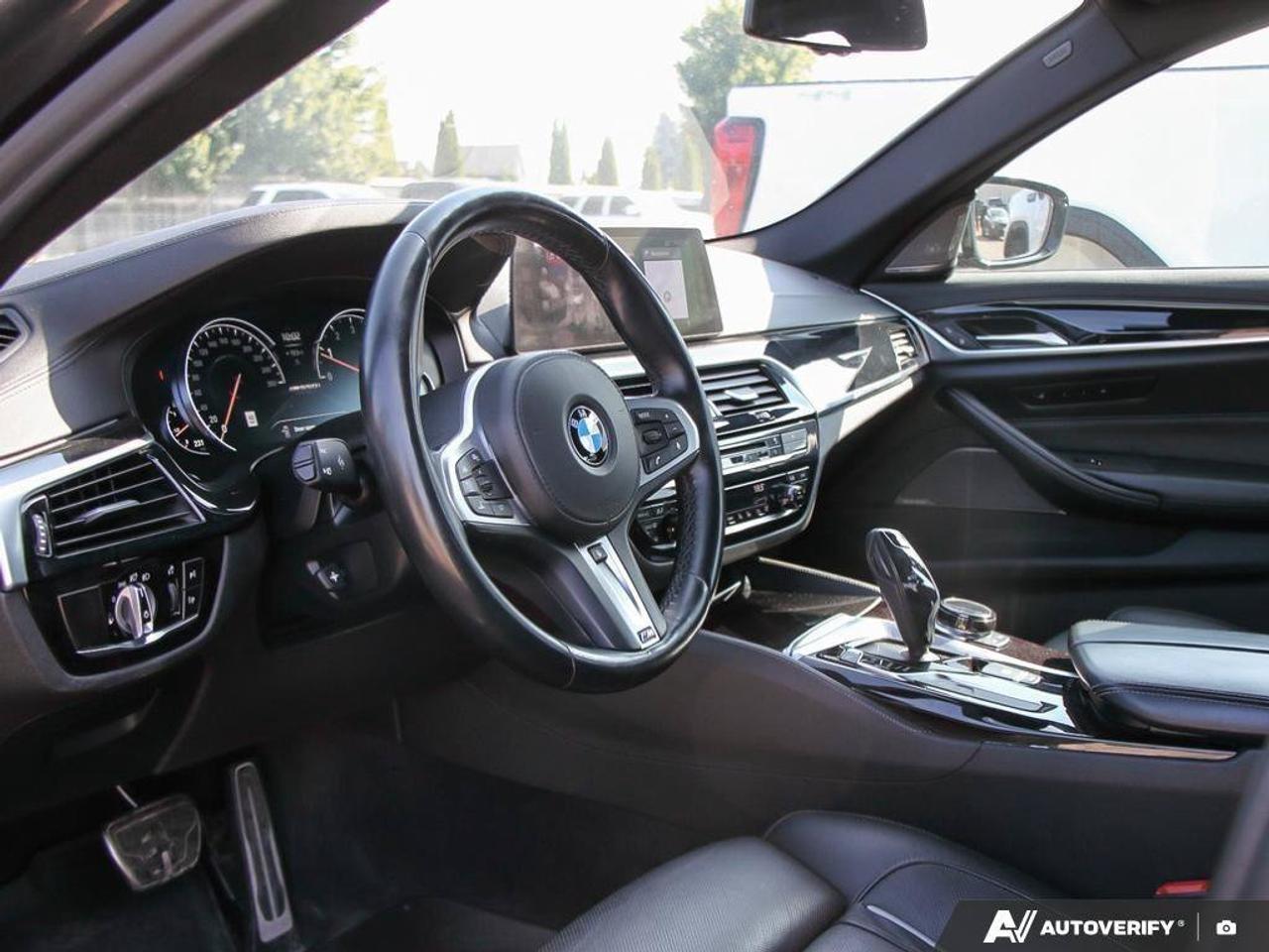 2018 BMW 5 Series M550i xDriveM550I XDRIVE, 4.4L V8, ALLOYS, NAV, SU Photo