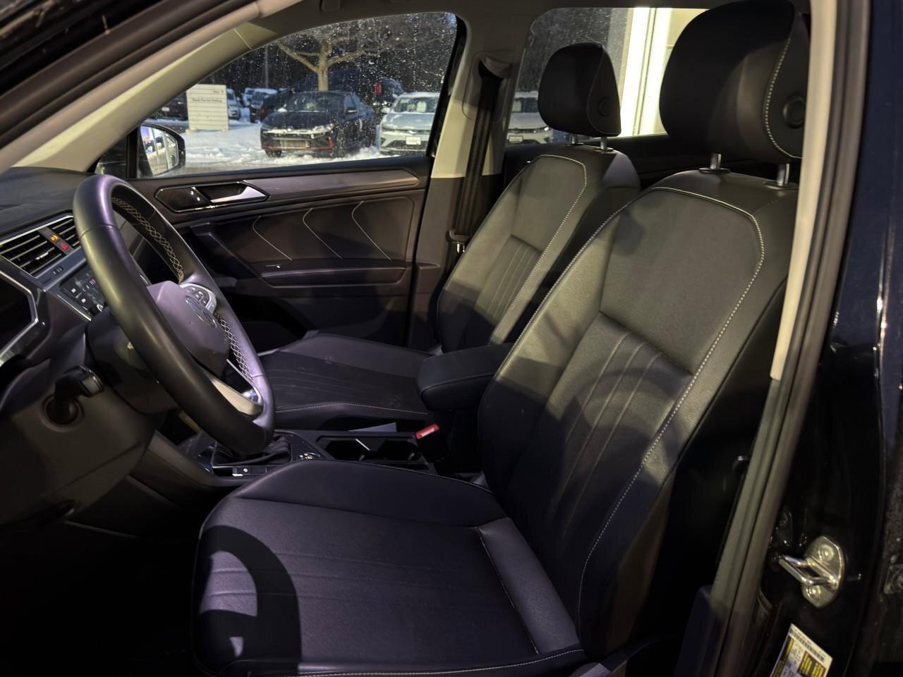 2023 Volkswagen Tiguan ComfortlineONE-OWNER, ACCIDENT-FREE, SUNROOF, HTD Photo