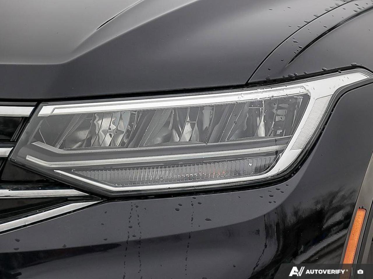 2023 Volkswagen Tiguan ComfortlineONE-OWNER, ACCIDENT-FREE, SUNROOF, HTD Photo