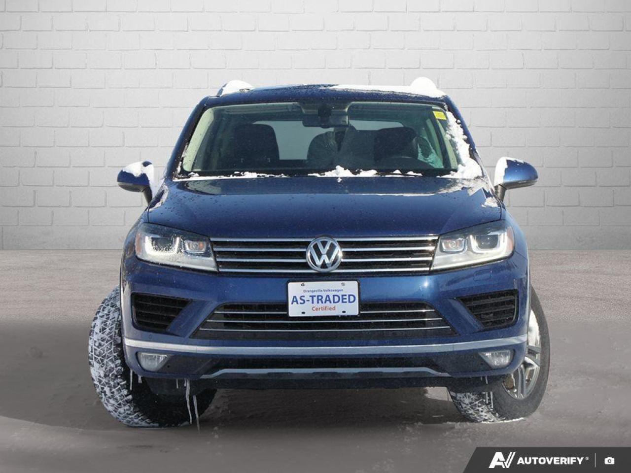 2016 Volkswagen Touareg 3.6L HighlineCERTIFIED AS-TRADED, ONE-OWNER, ACCID Photo