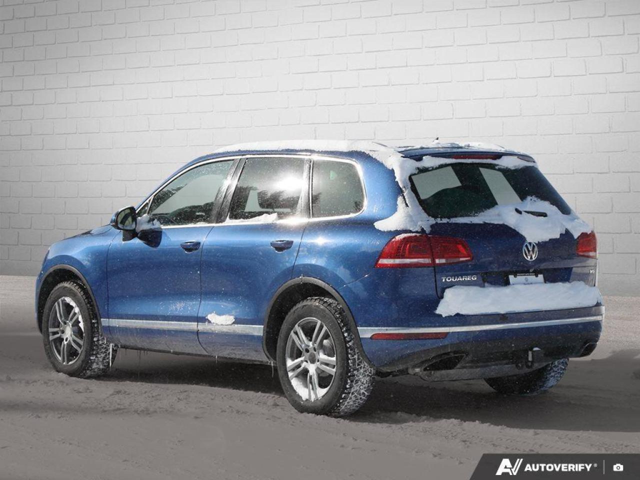 2016 Volkswagen Touareg 3.6L HighlineCERTIFIED AS-TRADED, ONE-OWNER, ACCID Photo