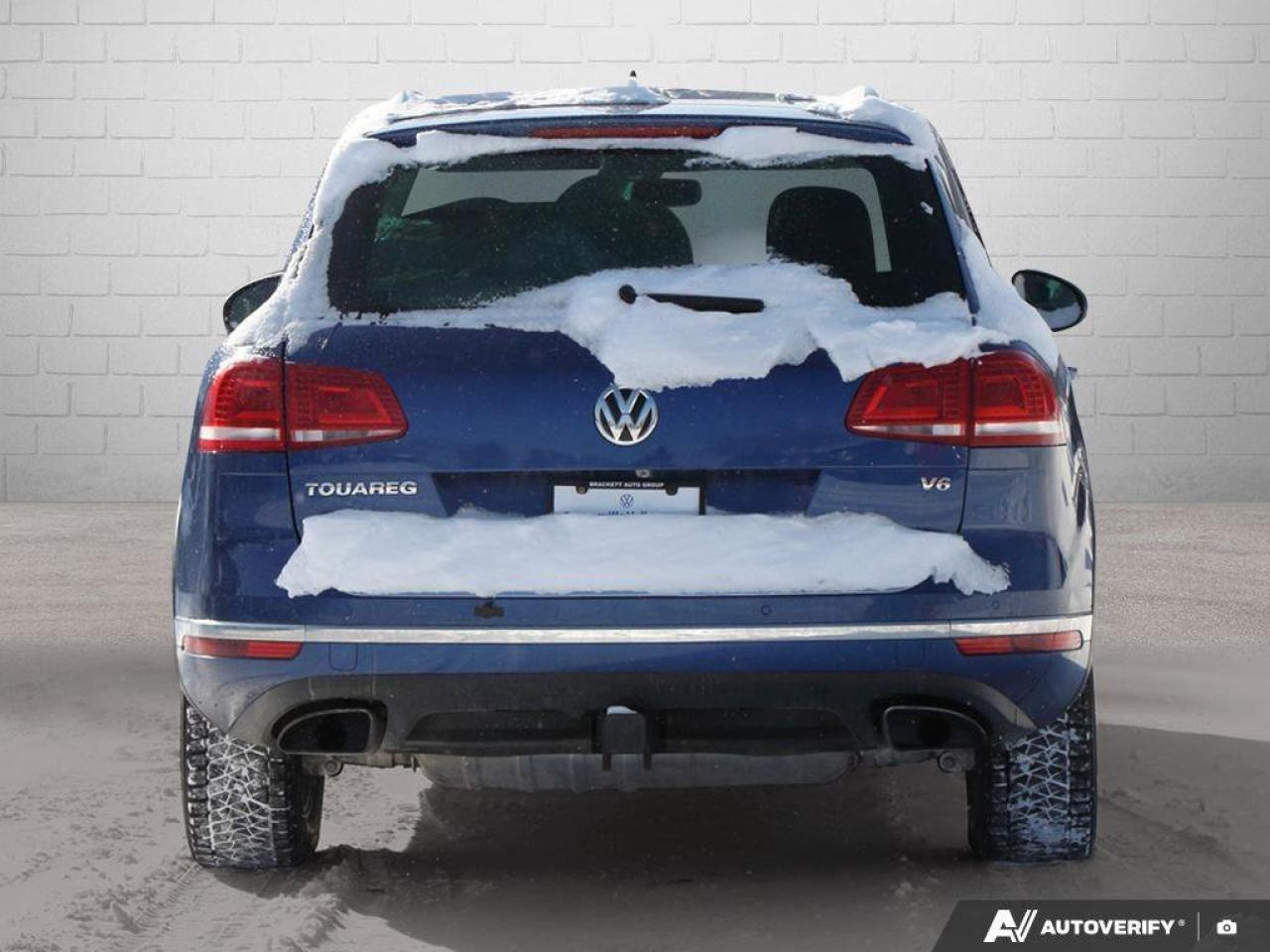 2016 Volkswagen Touareg 3.6L HighlineCERTIFIED AS-TRADED, ONE-OWNER, ACCID Photo