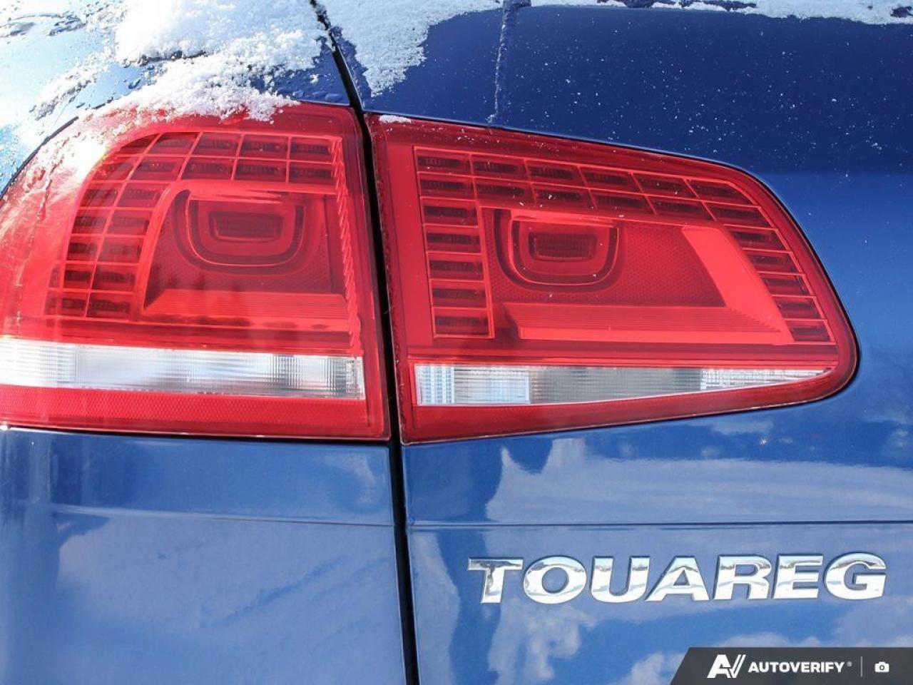 2016 Volkswagen Touareg 3.6L HighlineCERTIFIED AS-TRADED, ONE-OWNER, ACCID Photo