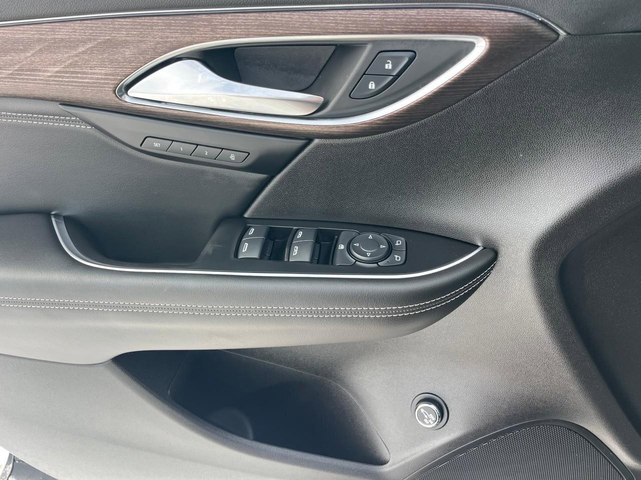 2023 Buick Envision AvenirAVENIR, 2.0L 4-CYLINDER, ALLOYS, LEATHER, 1- Photo