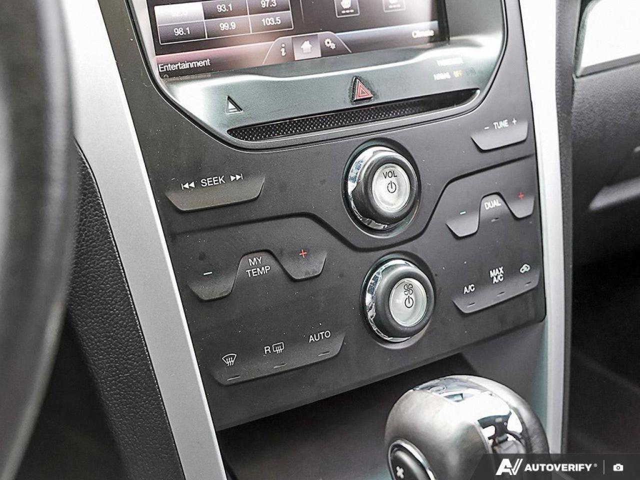 2014 Ford Explorer XLTXLT, 3.5L V6, FWD, ALLOYS, LEATHER, 7-PASSENGER Photo