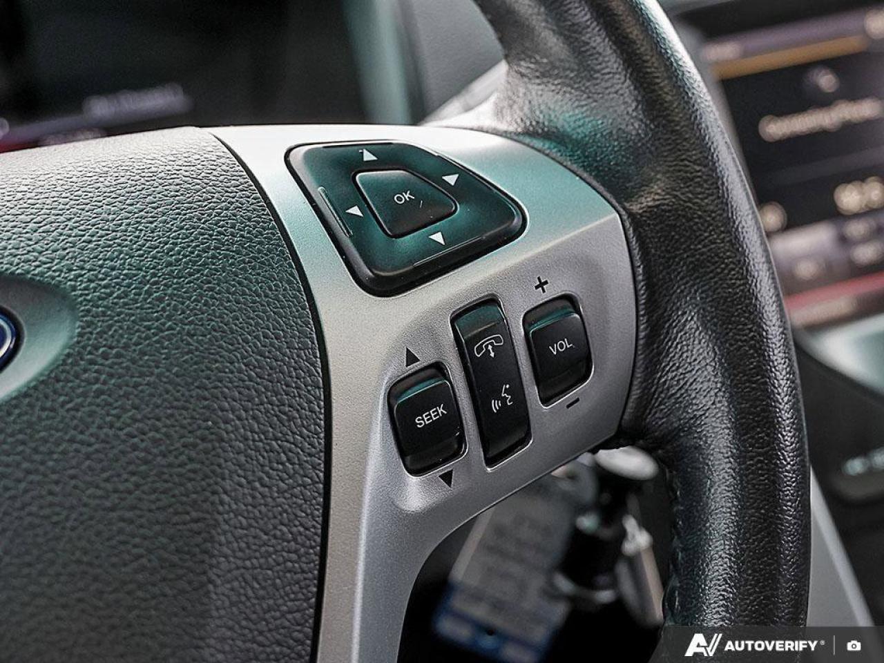 2014 Ford Explorer XLTXLT, 3.5L V6, FWD, ALLOYS, LEATHER, 7-PASSENGER Photo