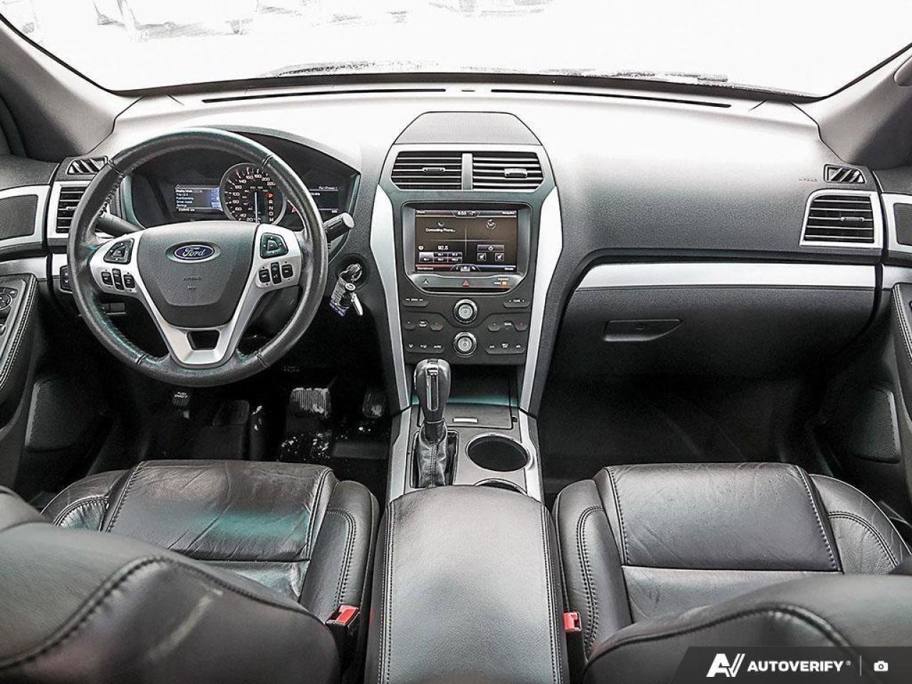 2014 Ford Explorer XLTXLT, 3.5L V6, FWD, ALLOYS, LEATHER, 7-PASSENGER Photo