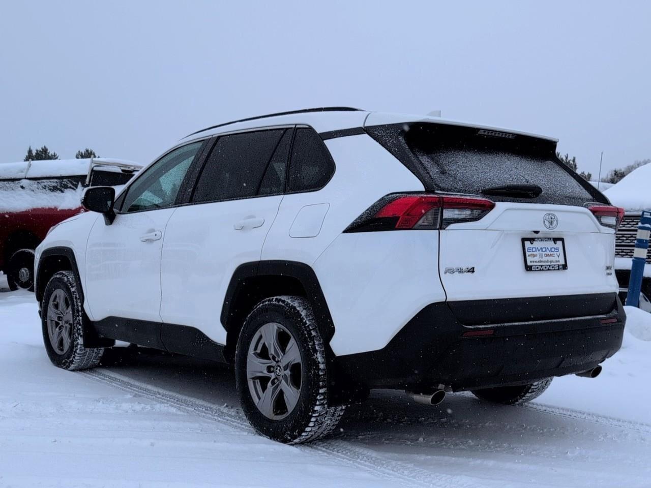 2022 Toyota RAV4 XLECertified Pre-Owned   One Owner   Heated Seats Photo2