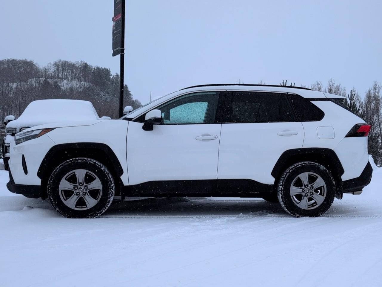 2022 Toyota RAV4 XLECertified Pre-Owned   One Owner   Heated Seats Photo