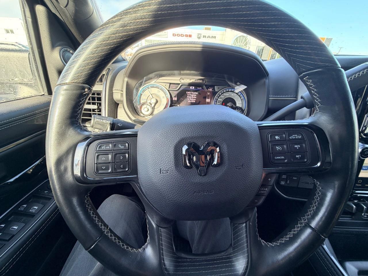 2022 RAM 2500 LimitedLIMITED, 6.7L DIESEL, CREW CAB, ALLOYS, LEA Photo