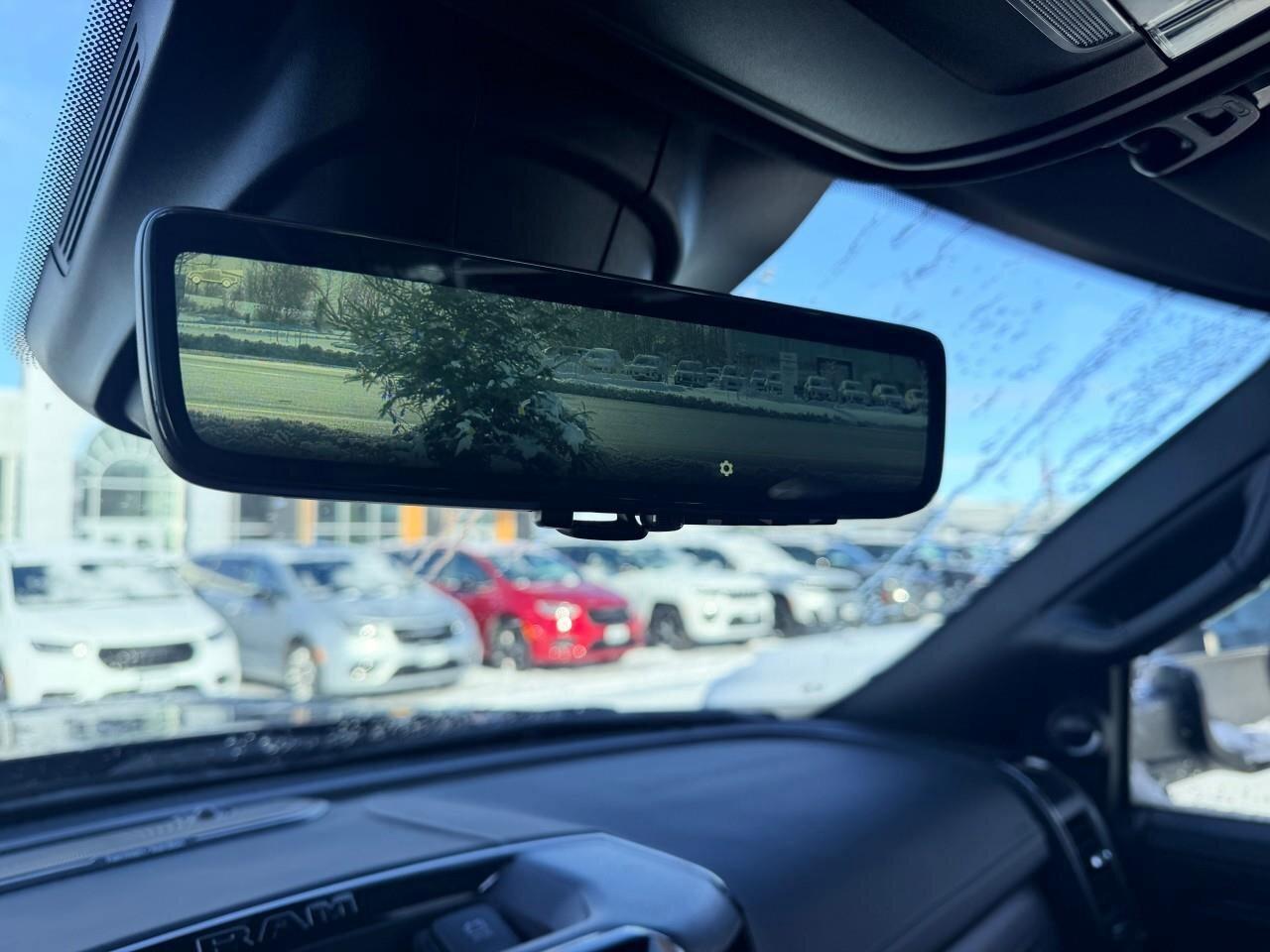 2022 RAM 2500 LimitedLIMITED, 6.7L DIESEL, CREW CAB, ALLOYS, LEA Photo