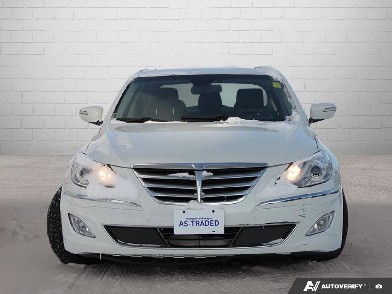 2013 Hyundai Genesis Sedan w/Technology PkgAS-TRADED, HTD + CLD SEATS, TECH P Photo