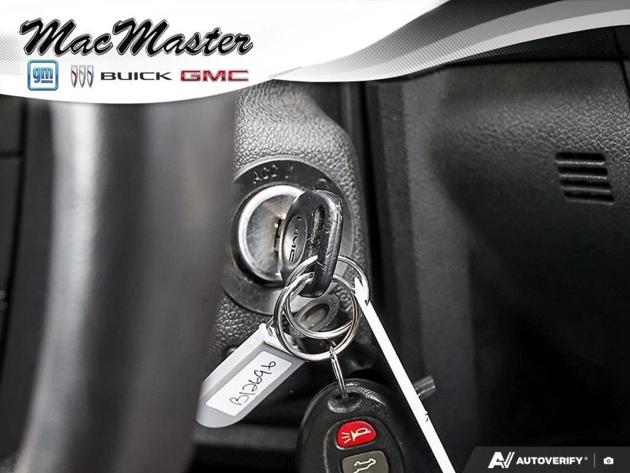 2014 GMC Acadia DenaliDENALI, 3.6L V6, AWD, ALLOYS, LEATHER, AS-TR Photo