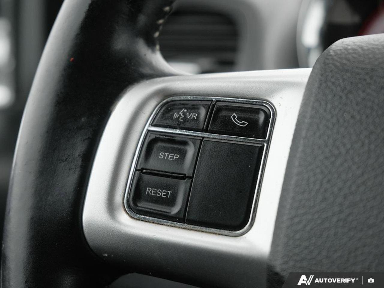 2015 Dodge Grand Caravan SE/SXTSXT, 3.6L V6, FWD, CLOTH, ALLOYS, AS-TRADED! Photo