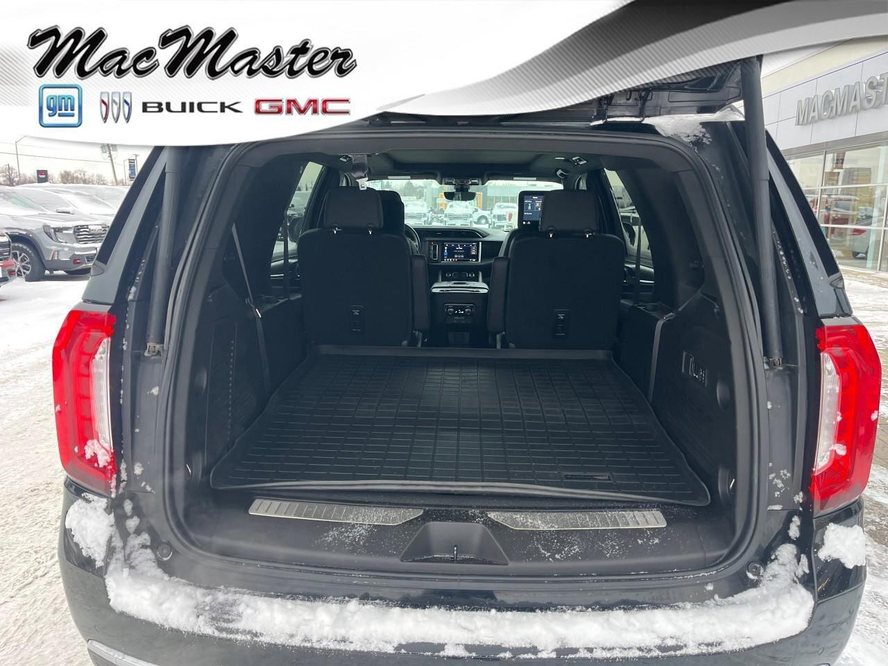 2021 GMC Yukon DenaliDENALI, 6.2L V8, ALLOYS, LEATHER, REAR ENTRA Photo