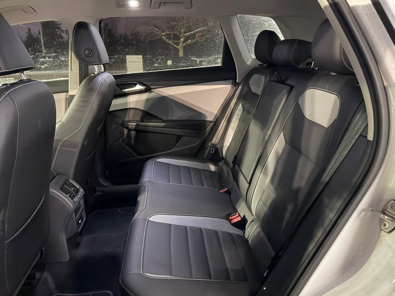 2022 Volkswagen Taos HighlineONE-OWNER, ACCIDENT-FREE, AWD, SUNROOF, CA Photo