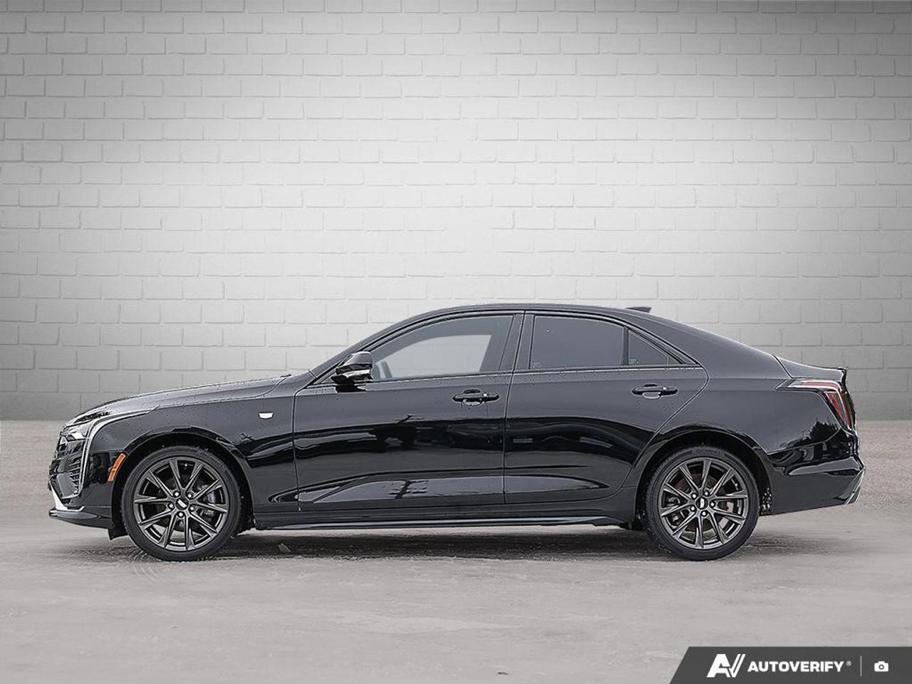 2023 Cadillac CT4 SportONE-OWNER, ACCIDENT-FREE, AWD, CARPLAY, SUNRO Photo