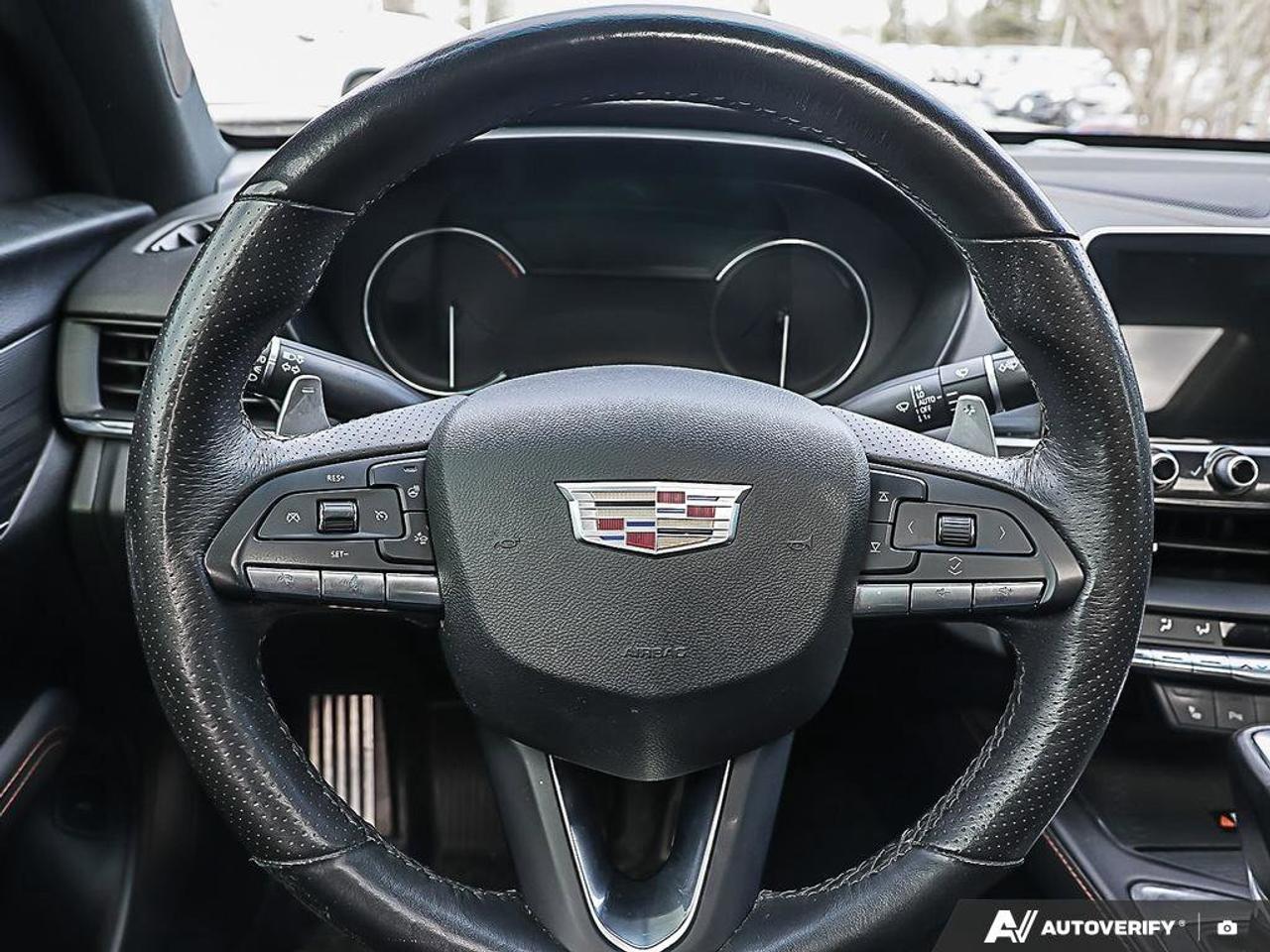 2023 Cadillac CT4 SportONE-OWNER, ACCIDENT-FREE, AWD, CARPLAY, SUNRO Photo