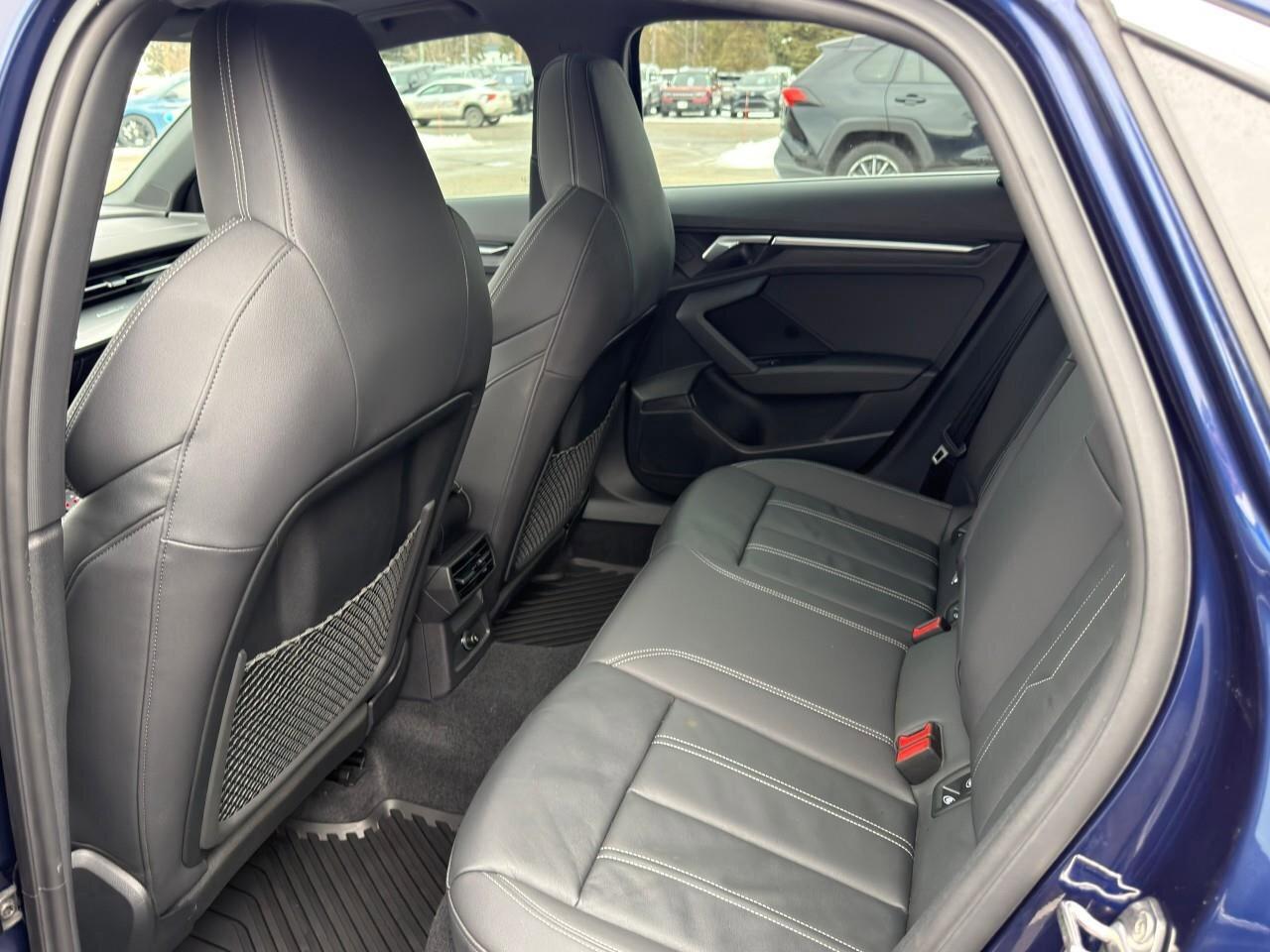 2022 Audi A3 ProgressivONE-OWNER, ACCIDENT-FREE, AWD, SUNROOF, Photo