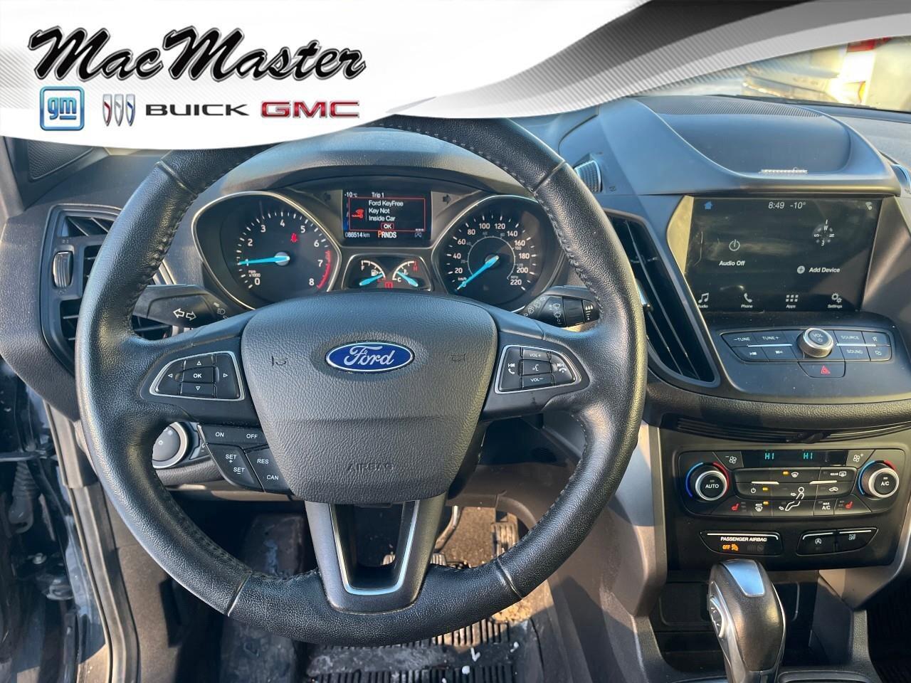 2019 Ford Escape SEL 4WD Photo