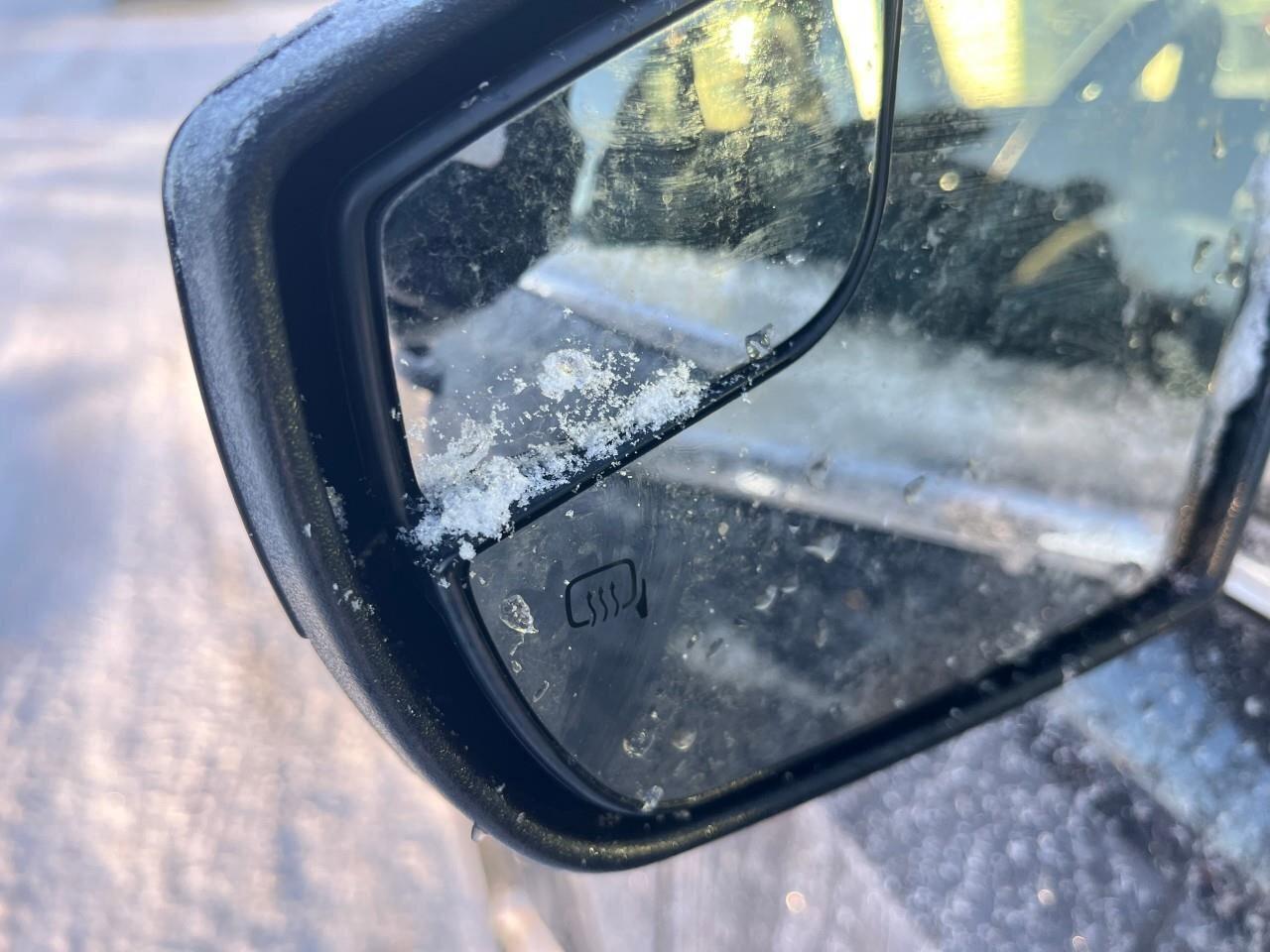 2019 Ford Escape SELSEL, 1.5 L 4 CYLINDER, AWD, ALLOYS, SNOWS, LOW Photo