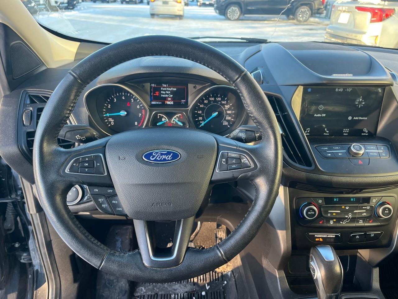2019 Ford Escape SELSEL, 1.5 L 4 CYLINDER, AWD, ALLOYS, SNOWS, LOW Photo