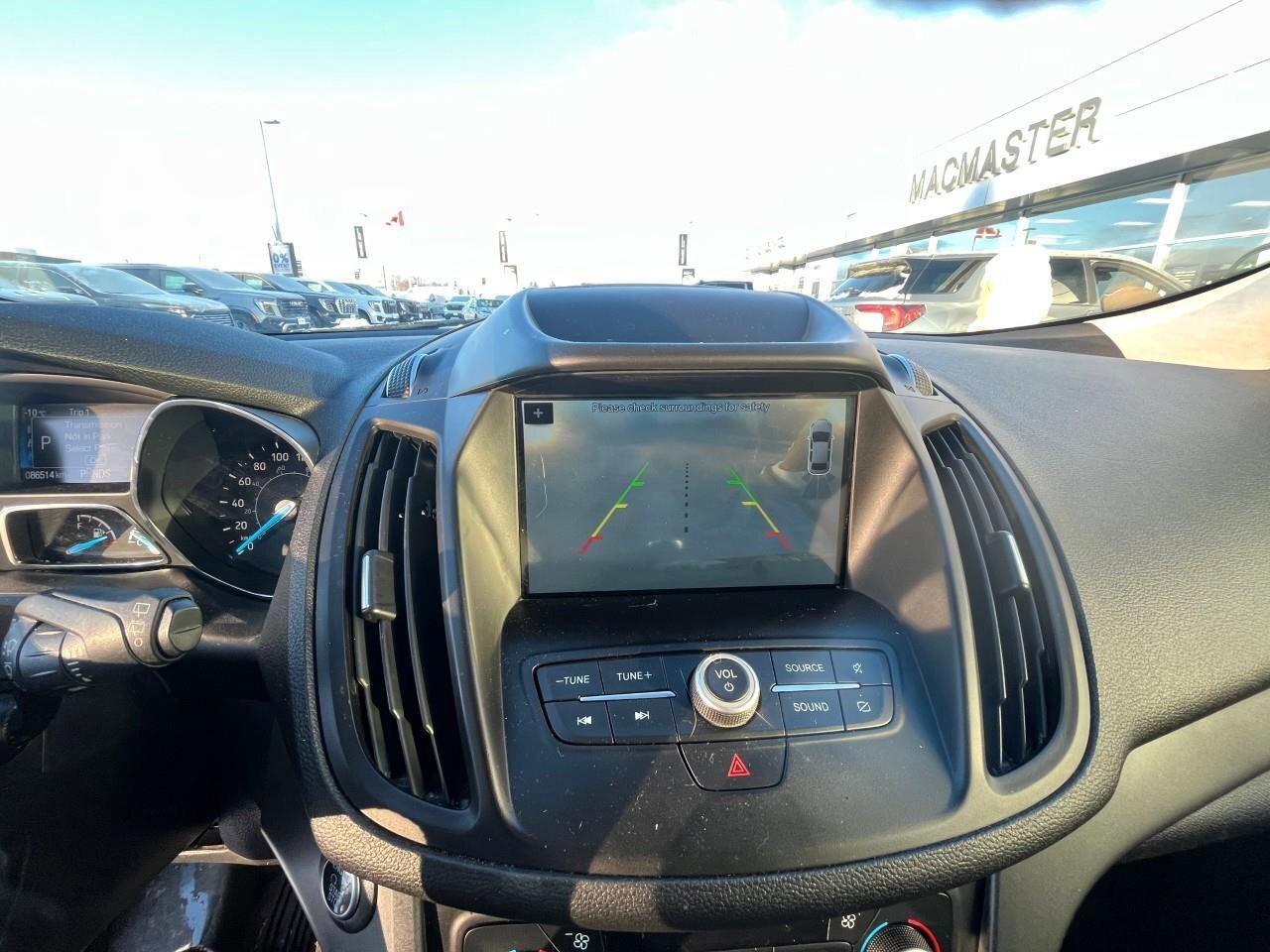 2019 Ford Escape SELSEL, 1.5 L 4 CYLINDER, AWD, ALLOYS, SNOWS, LOW Photo