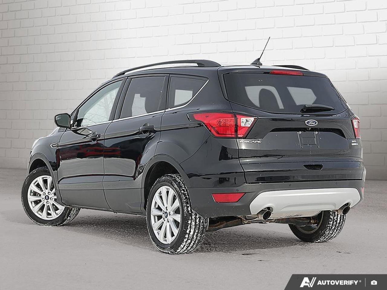 2019 Ford Escape SELSEL, 1.5 L 4 CYLINDER, AWD, ALLOYS, SNOWS, LOW Photo