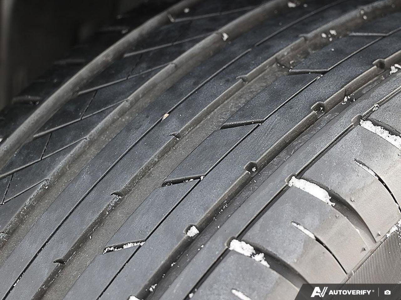 2019 Ford Escape SELSEL, 1.5 L 4 CYLINDER, AWD, ALLOYS, SNOWS, LOW Photo