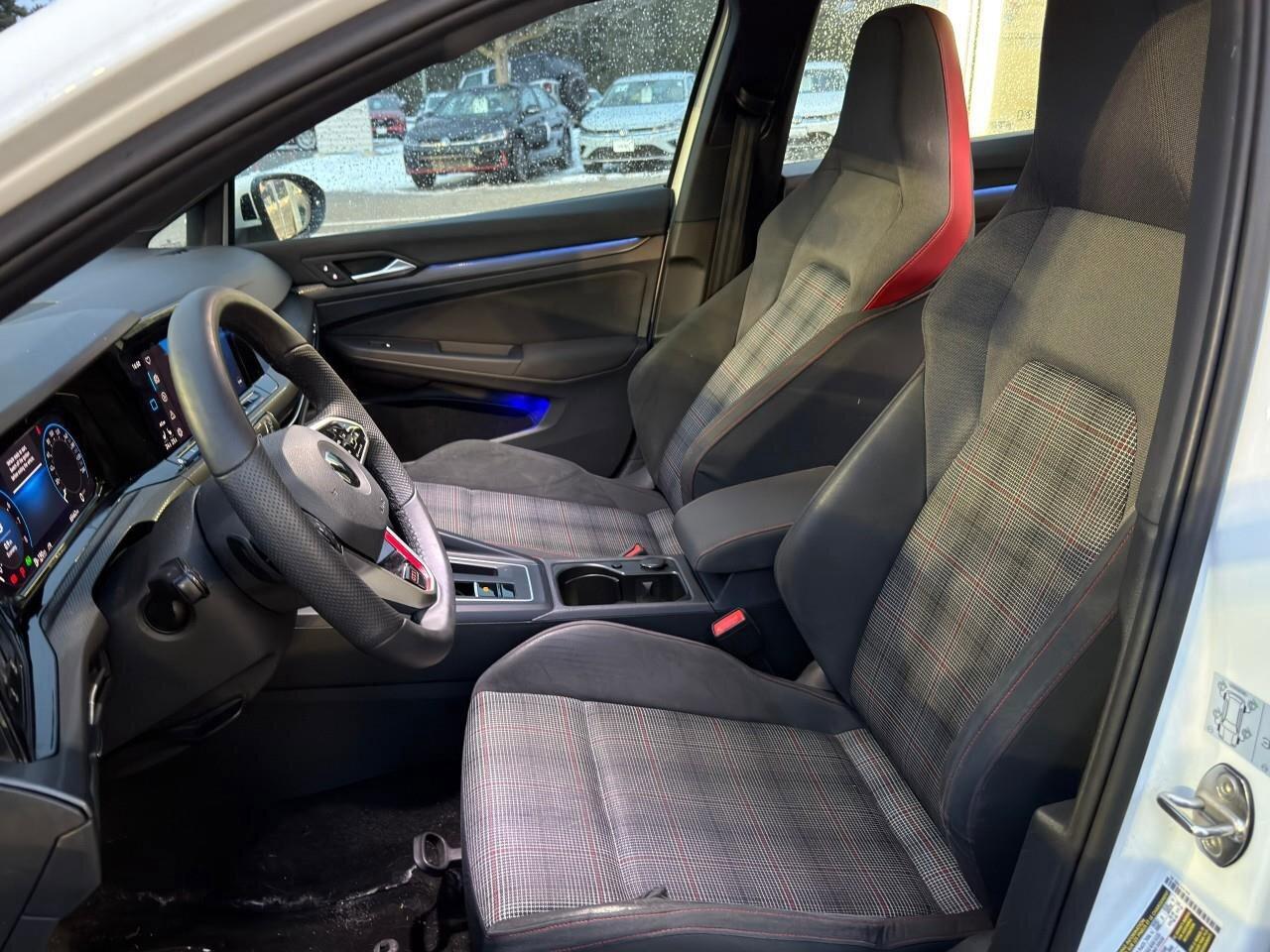 2022 Volkswagen Golf GTI PerformanceCERTIFIED, CLOTH PACK, CARPLAY, LIMITED Photo