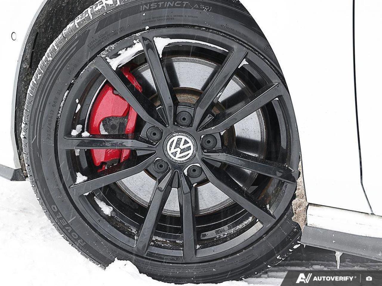 2022 Volkswagen Golf GTI PerformanceCERTIFIED, CLOTH PACK, CARPLAY, LIMITED Photo