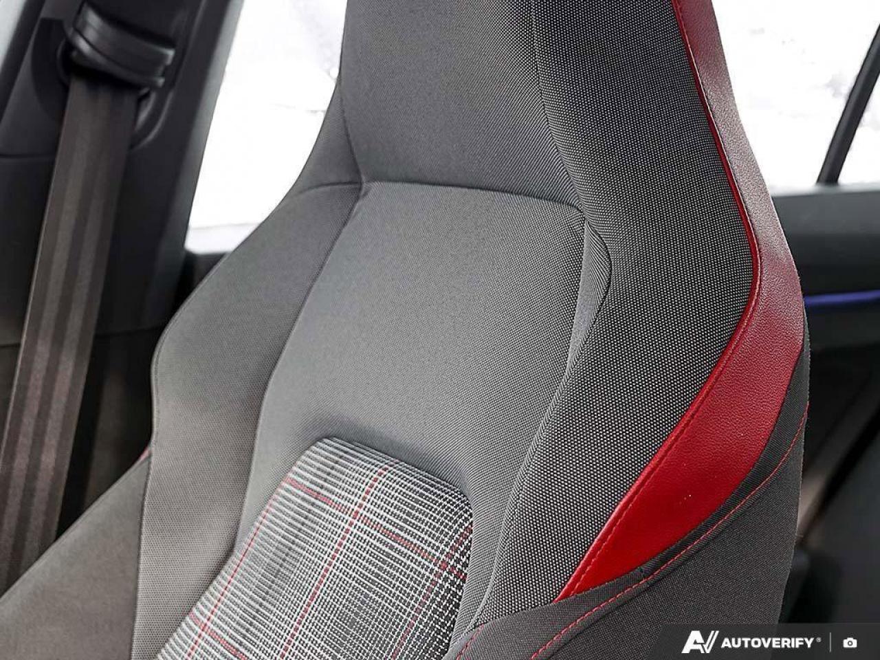 2022 Volkswagen Golf GTI PerformanceCERTIFIED, CLOTH PACK, CARPLAY, LIMITED Photo