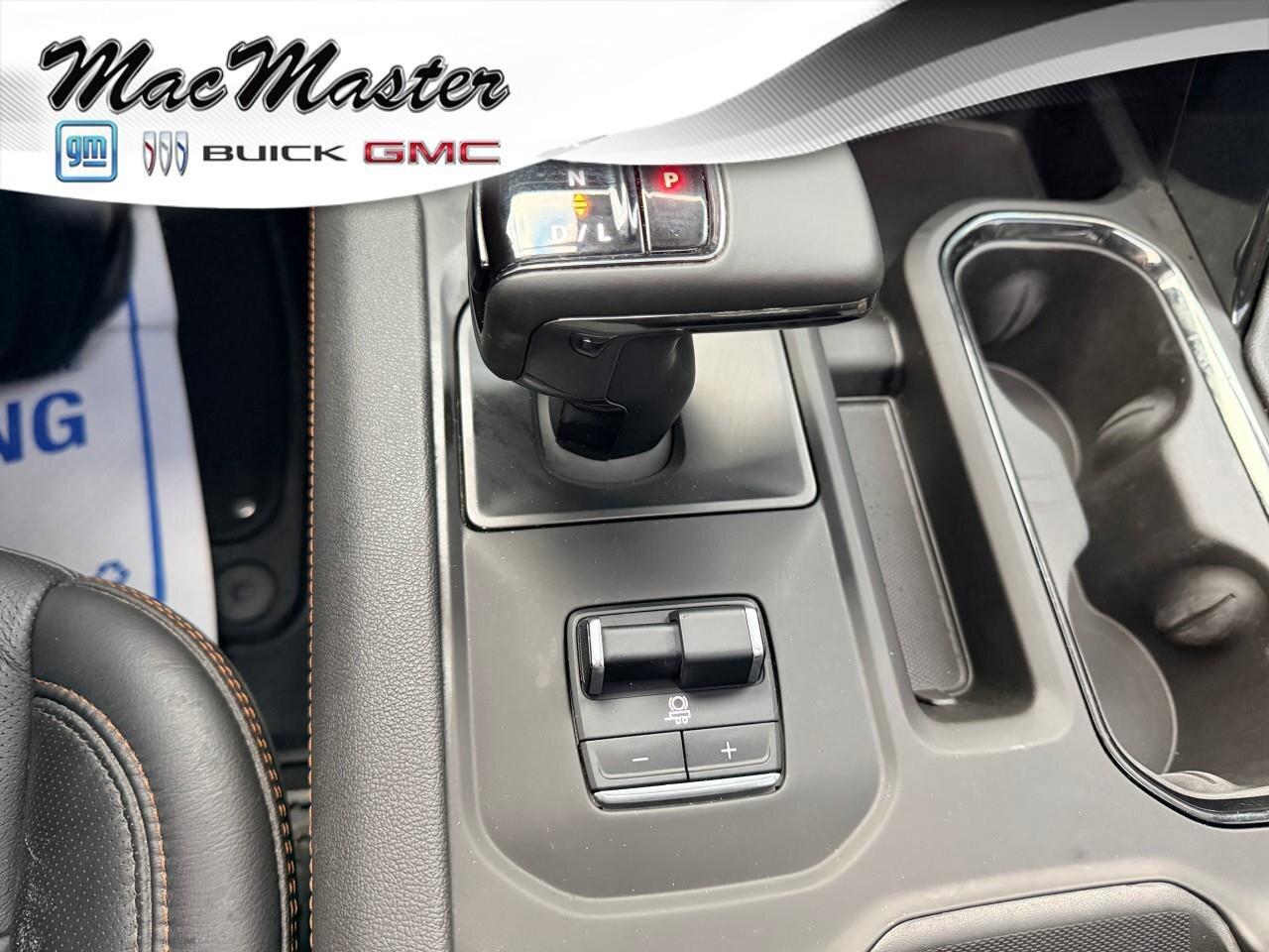 2025 GMC Sierra 1500 4WD Crew Cab 147  AT4 Photo