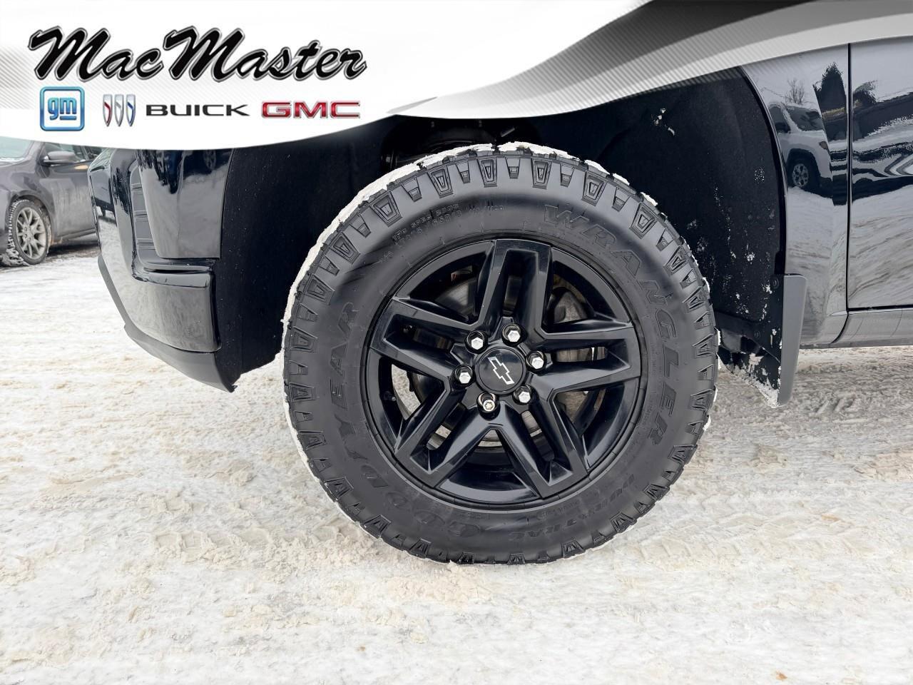 2021 Chevrolet Silverado 1500 4WD Crew Cab 147  LT Trail Boss Photo