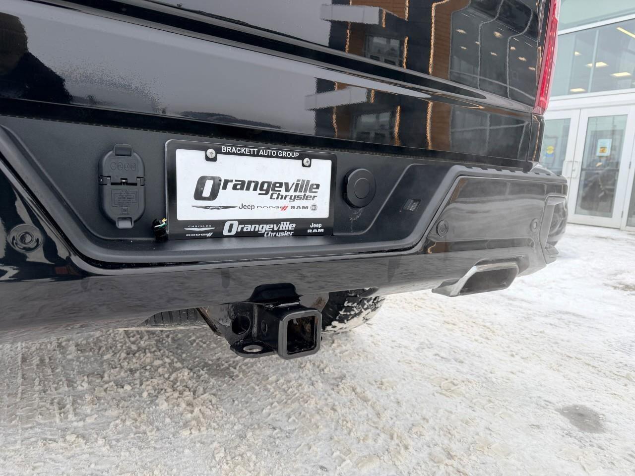 2021 Chevrolet Silverado 1500 LT Trail BossLT TRAIL BOSS, 5.3L V8, 2 FACTORY LIF Photo